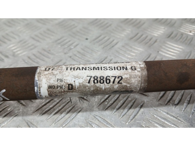 Recambio de transmision delantera izquierda para renault megane iii berlina 5 p dynamique referencia OEM IAM 8201353438  