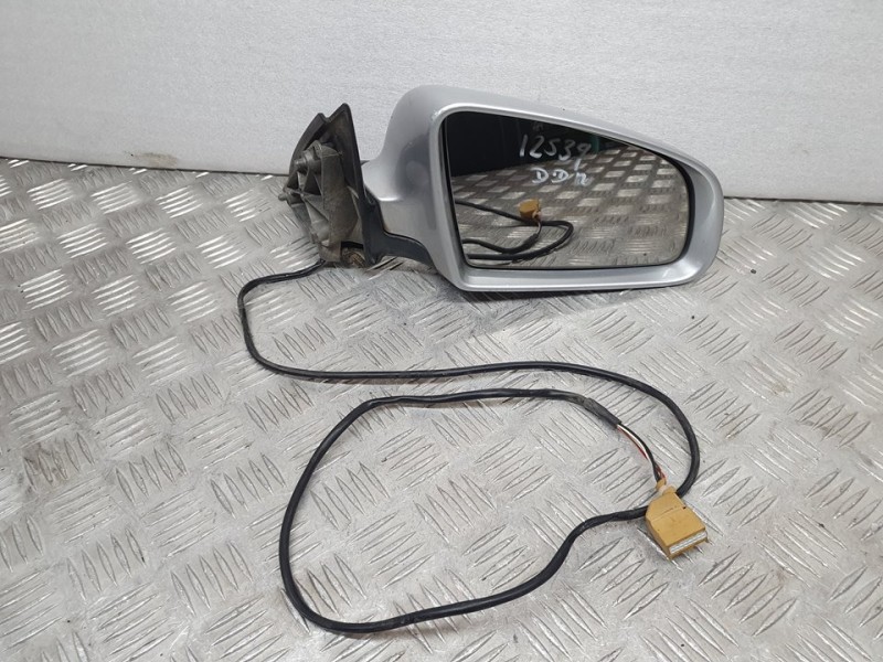 Recambio de retrovisor derecho para audi a4 berlina (8e) 1.9 tdi (96kw) referencia OEM IAM SIN REF  ELECTRICO 5 CABLES