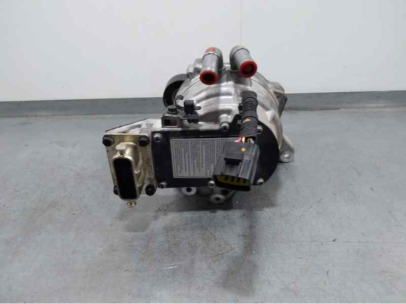 Recambio de alternador para hyundai kona style hybrid 2wd referencia OEM IAM 3739003900  