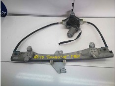 ELEVALUNAS DELANTERO DERECHO 400956C 2 PINS