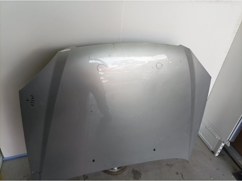 Recambio de capot para daewoo lacetti se referencia OEM IAM 96476545  POCO TOCADO