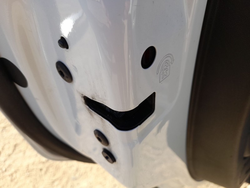 Recambio de cerradura puerta trasera izquierda para citroën c3 iii (sx) 1.5 bluehdi 100 (sxyhyp, sxyhtu) referencia OEM IAM 9812