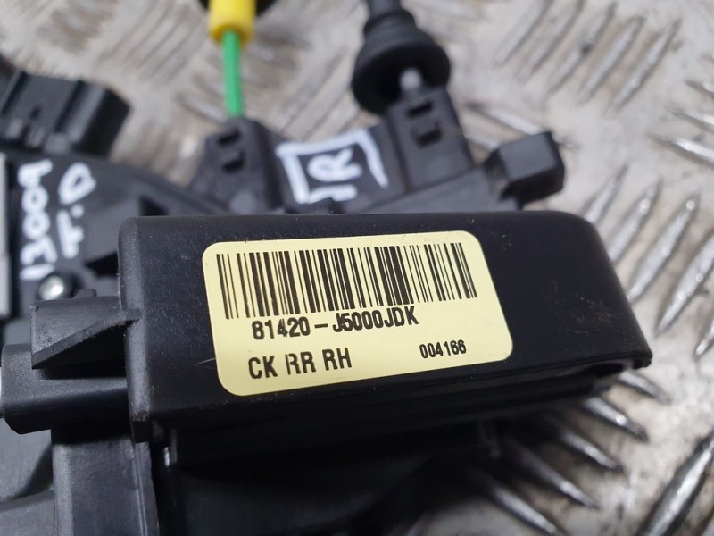 Recambio de cerradura puerta trasera derecha para kia stinger (ck) gt-line 2wd referencia OEM IAM 81420J5000JDK  