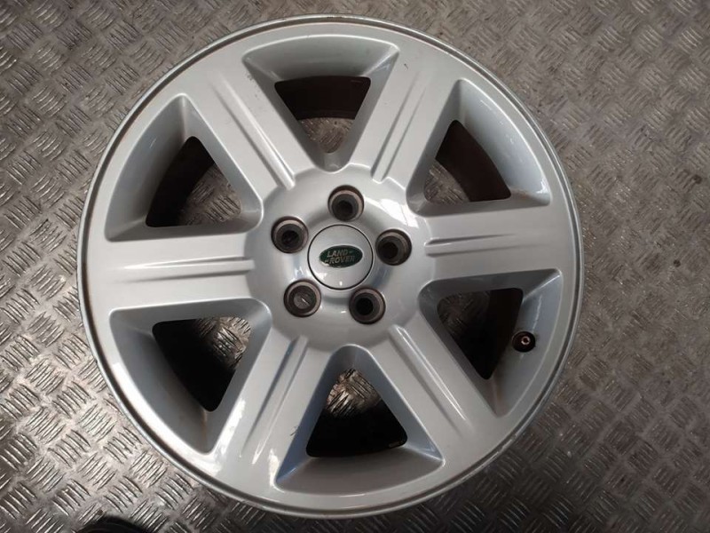 Recambio de juego llantas aluminio para land rover freelander (lr2) td4 s referencia OEM IAM 7.5X17 5 TORN ET52 ALUMINIO 