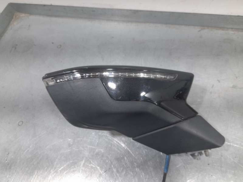 Recambio de retrovisor derecho para seat leon st (5f8) 1.4 tsi referencia OEM IAM 21996708D E9026684 