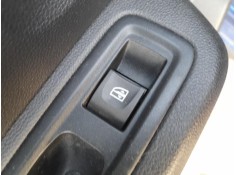 Recambio de mando elevalunas trasero izquierdo para dacia sandero iii 1.0 tce 90 referencia OEM IAM 254118439R  