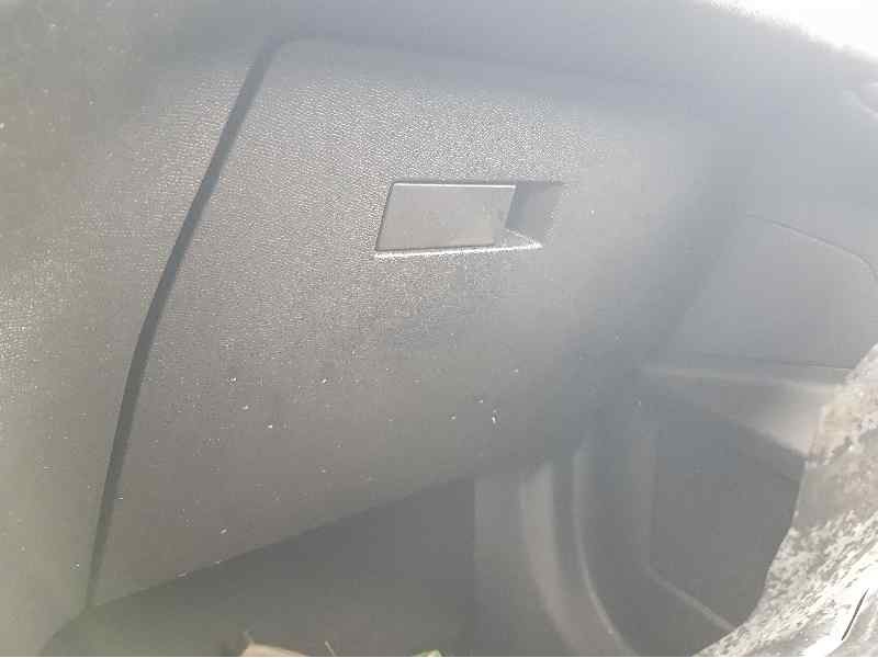 Recambio de guantera para ds 3 crossback performance line referencia OEM IAM 1643706880  