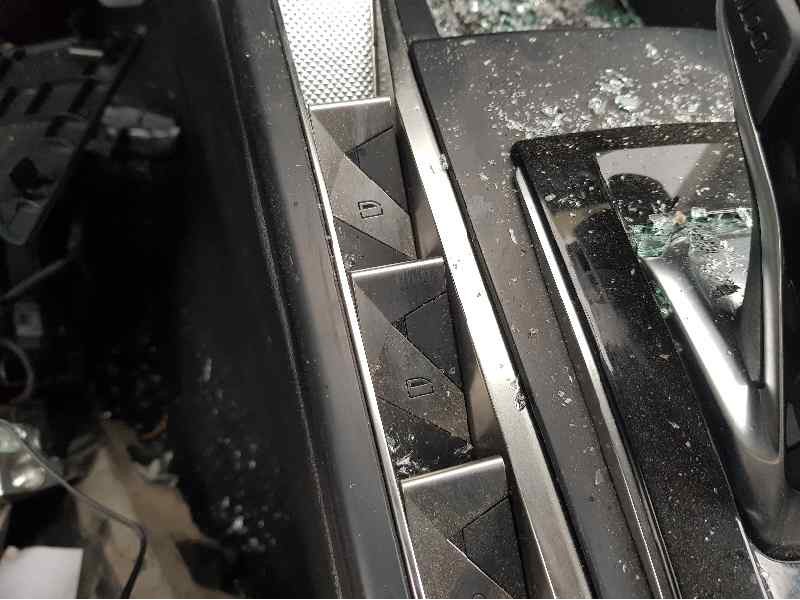 Recambio de mando elevalunas delantero izquierdo para ds 3 crossback performance line referencia OEM IAM 98177780DX  C/ MANDO EL