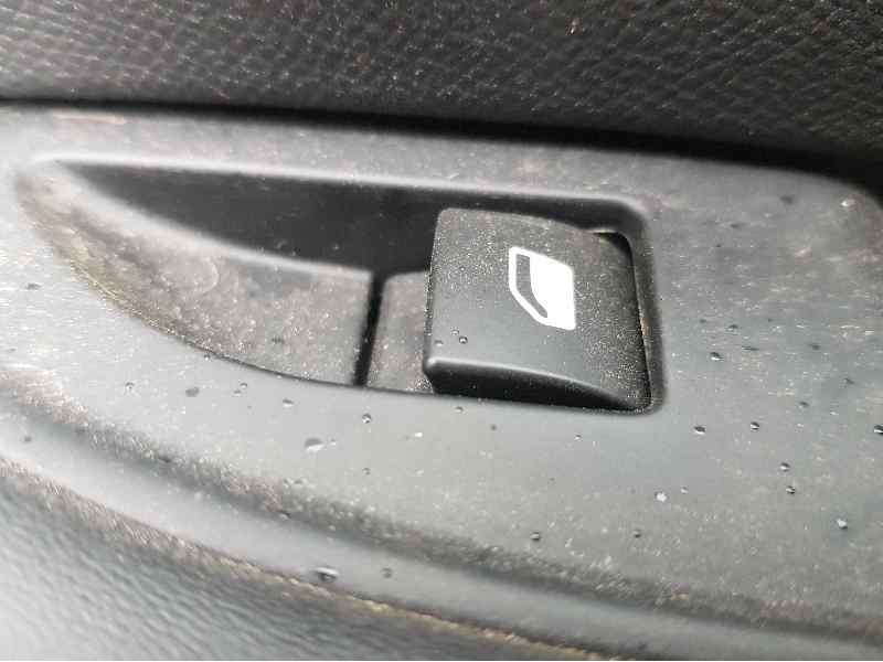 Recambio de mando elevalunas trasero derecho para ds 3 crossback performance line referencia OEM IAM 98177785DX  