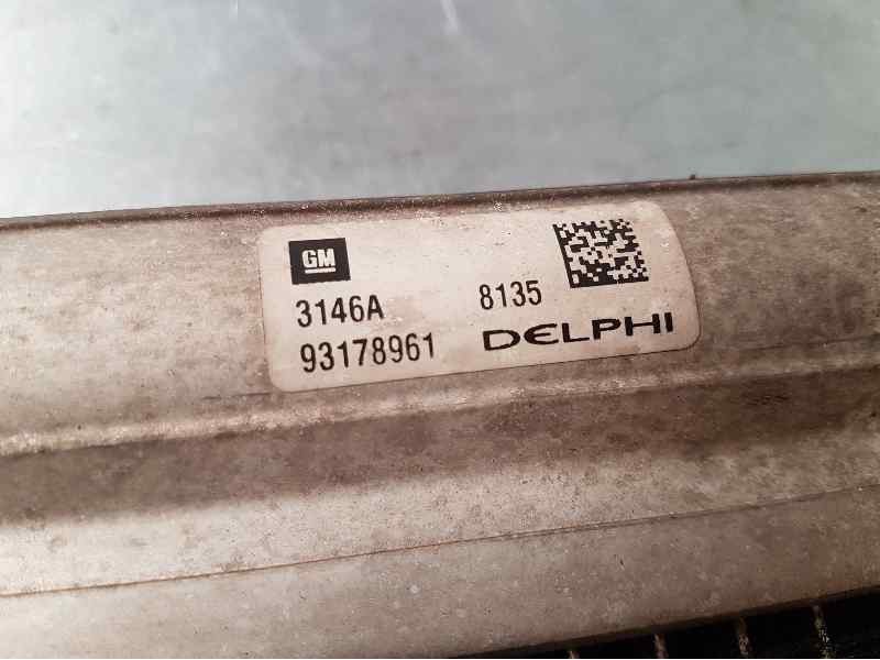 Recambio de condensador / radiador aire acondicionado para opel astra h berlina cosmo referencia OEM IAM 93178961 3146A DELPHI