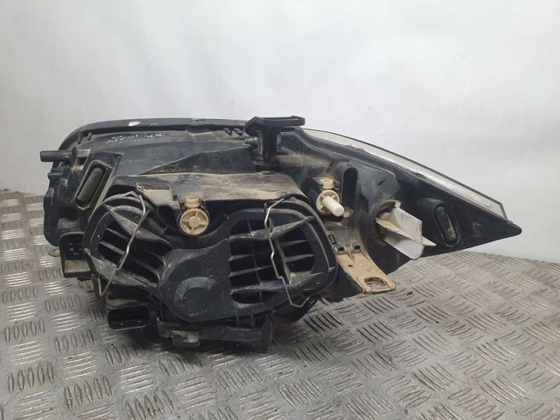 Recambio de faro derecho para bmw serie 1 berlina (e81/e87) 118d referencia OEM IAM D441103N3 10R036229 DEPO