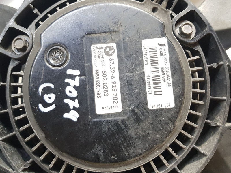 Recambio de electroventilador para bmw z4 roadster (e85) 2.0 i referencia OEM IAM 6925702  