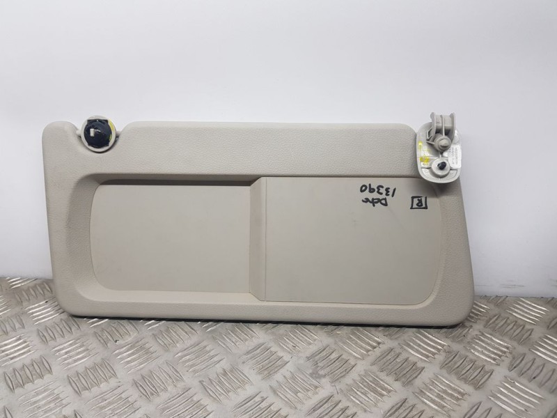 Recambio de parasol derecho para dacia dokker ambiance referencia OEM IAM 964000784R  