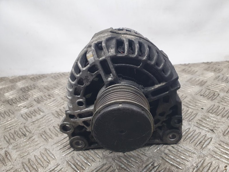 Recambio de alternador para volkswagen crafter caja cerrada caja cerrada 35 referencia OEM IAM 06F903023D 0124325130 