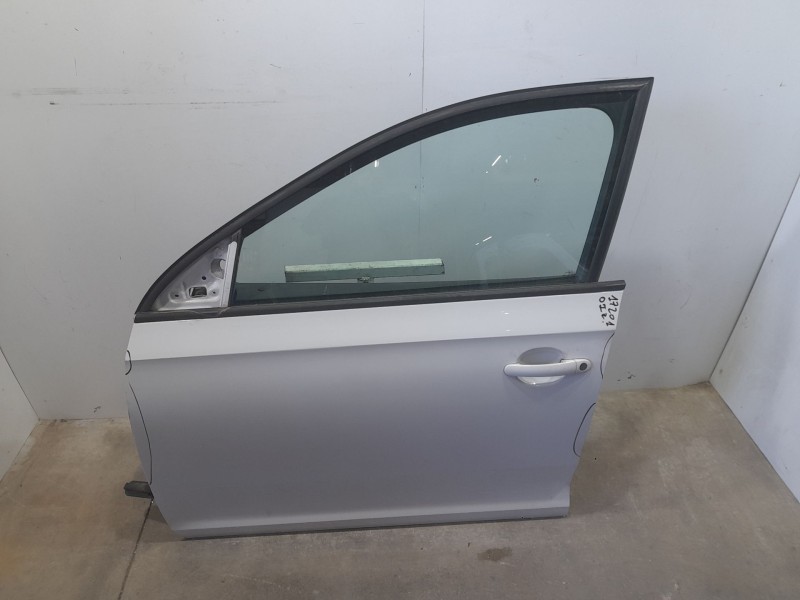 Recambio de puerta delantera izquierda para skoda rapid (nh3, nk3, nk6) 1.2 tsi referencia OEM IAM 5JA831055B TOCADA 