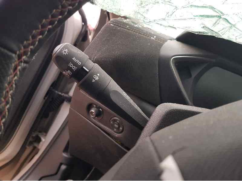 Recambio de mando luces y limpia para ds 3 crossback performance line referencia OEM IAM 98464319ZD  