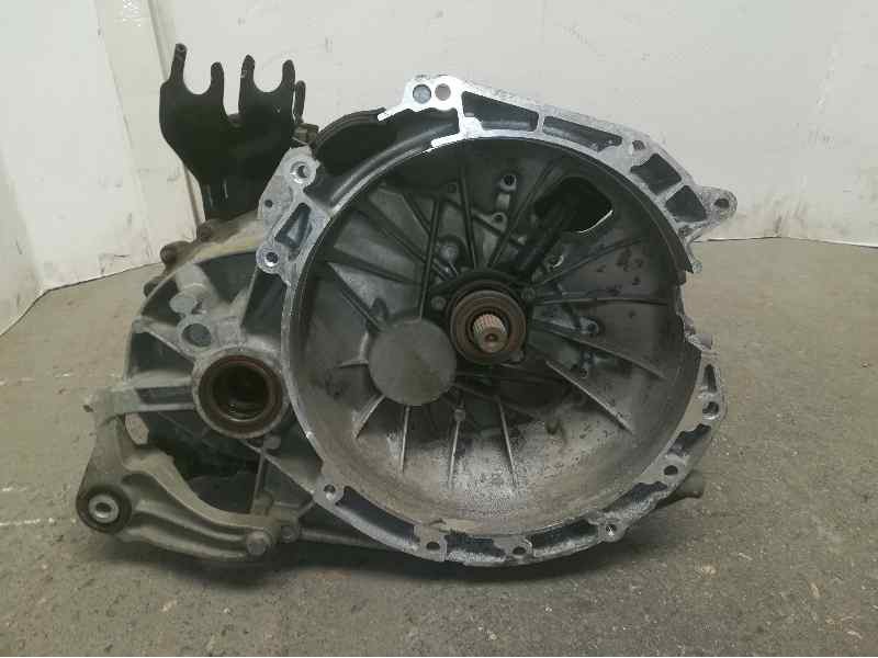 Recambio de caja cambios para ford focus berlina (cap) ghia referencia OEM IAM 4M5R7002VB 130405 5VELOCIDADES