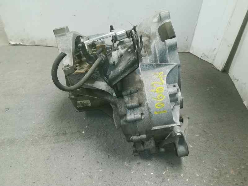 Recambio de caja cambios para ford focus berlina (cap) ghia referencia OEM IAM 4M5R7002VB 130405 5VELOCIDADES