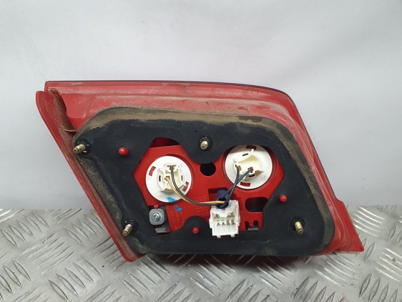 Recambio de piloto trasero derecho para daewoo lacetti se referencia OEM IAM SIN REF  INTERIOR