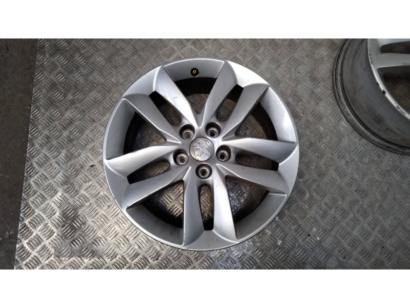 Recambio de juego llantas aluminio para peugeot 508 active referencia OEM IAM 7X17 5 TORN ET46 ALUMINIO 