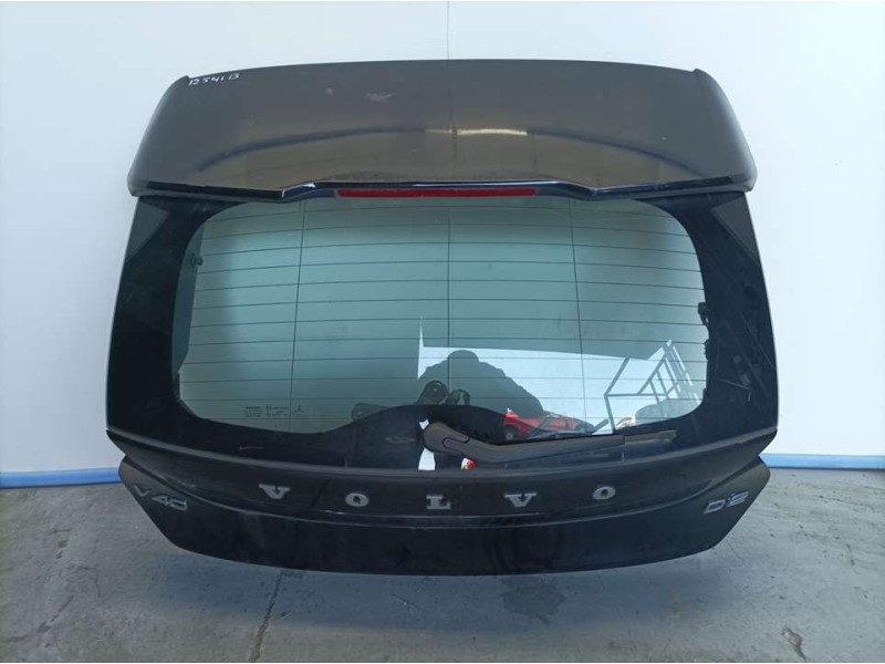 Recambio de porton trasero para volvo v40 cross country momentum referencia OEM IAM   
