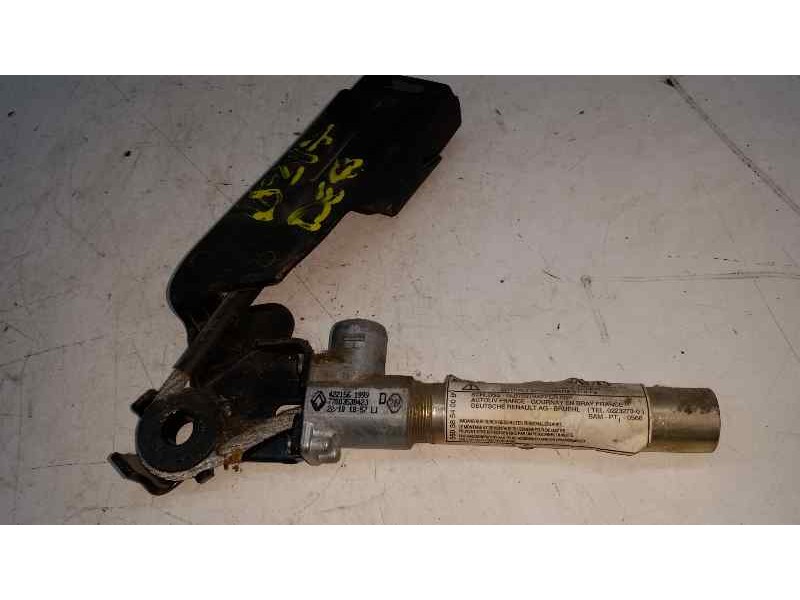 Recambio de pretensor airbag derecho para renault kangoo (f/kc0) rn/alap modell (kcoa/c/d/e/h/u) referencia OEM IAM   