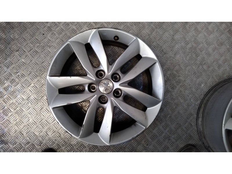 Recambio de juego llantas aluminio para peugeot 508 active referencia OEM IAM 7X17 5 TORN ET46 ALUMINIO 