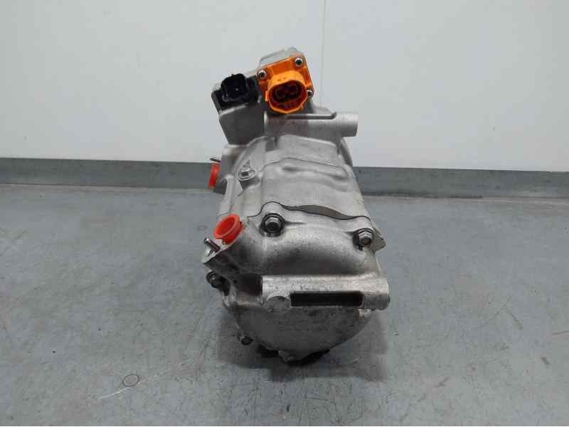 Recambio de compresor aire acondicionado para hyundai kona style hybrid 2wd referencia OEM IAM 97701CM000  