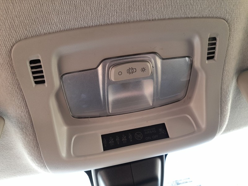 Recambio de luz interior para citroën c3 iii (sx) 1.5 bluehdi 100 (sxyhyp, sxyhtu) referencia OEM IAM   