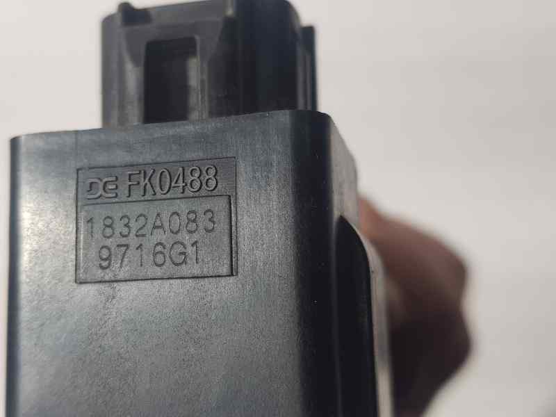 Recambio de bobina encendido para mitsubishi outlander (gf0) phev kaiteki+ 4wd referencia OEM IAM 1832A083 9716G1 