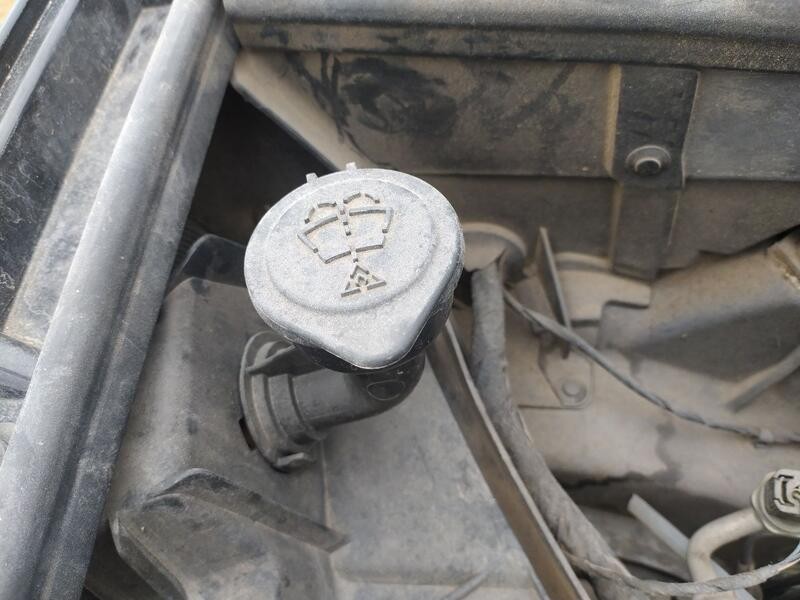 Recambio de deposito limpia para bmw x5 (f15) xdrive 40d referencia OEM IAM 61667304068  