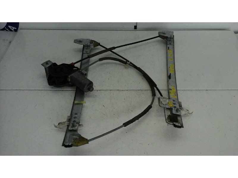 Recambio de elevalunas delantero derecho para citroën xsara berlina 1.9 td px referencia OEM IAM 9222H2 2 PINS ELECTRICO