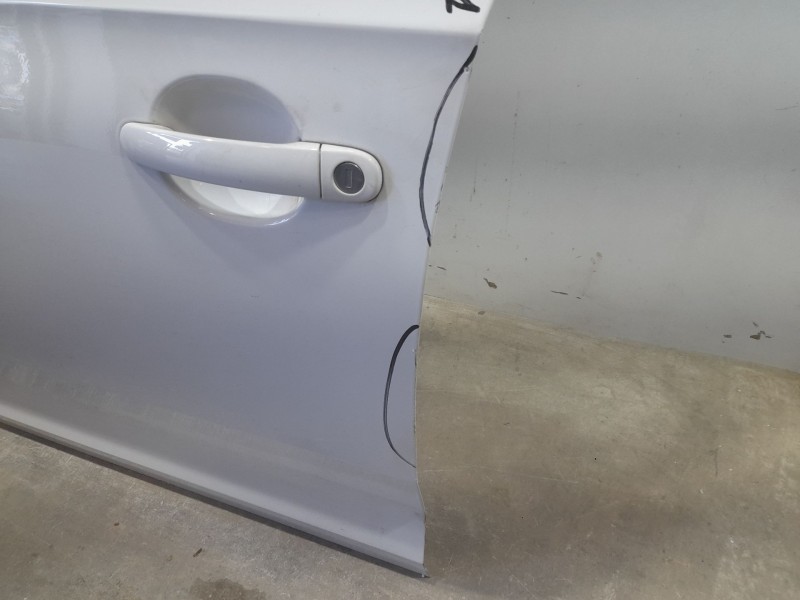 Recambio de puerta delantera izquierda para skoda rapid (nh3, nk3, nk6) 1.2 tsi referencia OEM IAM 5JA831055B TOCADA 