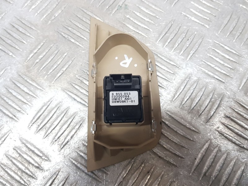 Recambio de mando elevalunas delantero derecho para bmw z4 roadster (e85) 2.0 i referencia OEM IAM 6955053  