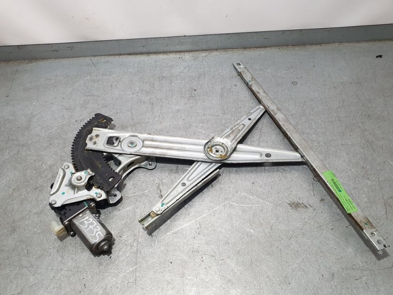 Recambio de elevalunas delantero derecho para nissan note visia referencia OEM IAM 827301HB1A  ELECTRICO 2 PINS