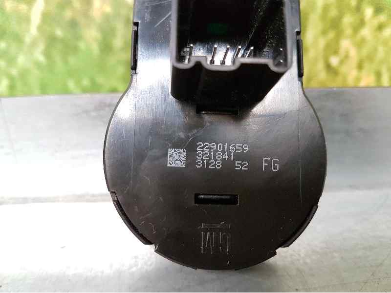 Recambio de mando luces para opel insignia berlina excellence referencia OEM IAM 22901659 321841 