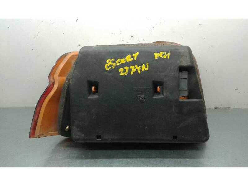 Recambio de piloto trasero derecho para ford escort berl./turnier básico berlina referencia OEM IAM   