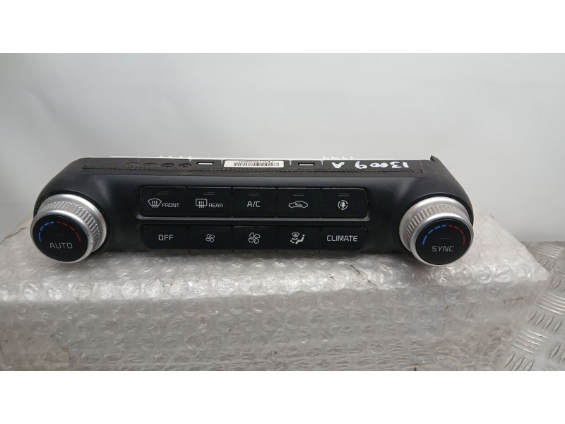Recambio de mando climatizador para kia stinger (ck) gt-line 2wd referencia OEM IAM 97250J5300  