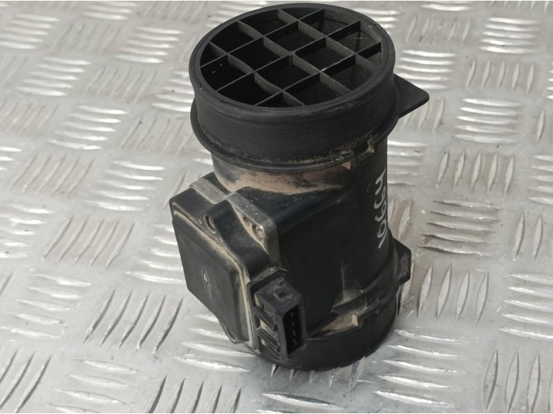 Recambio de caudalimetro para opel vectra b berlina cd referencia OEM IAM 90411957 5WK9150 SIEMENS