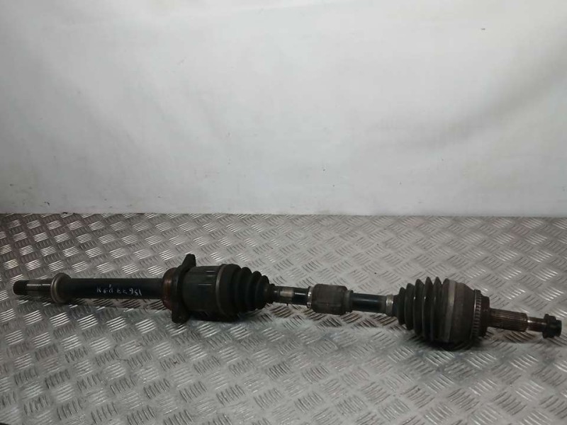 Recambio de transmision delantera derecha para toyota corolla verso (r1) 2.2 d-4d luna referencia OEM IAM 4341005320  