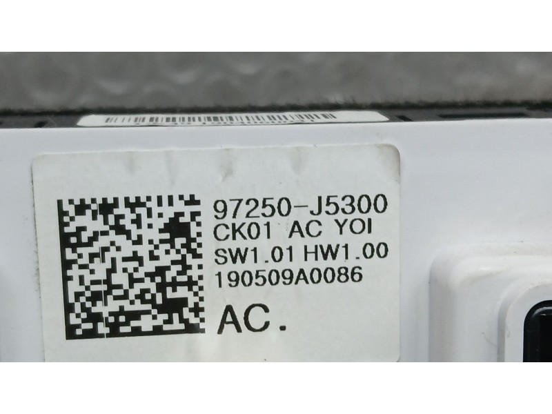 Recambio de mando climatizador para kia stinger (ck) gt-line 2wd referencia OEM IAM 97250J5300  