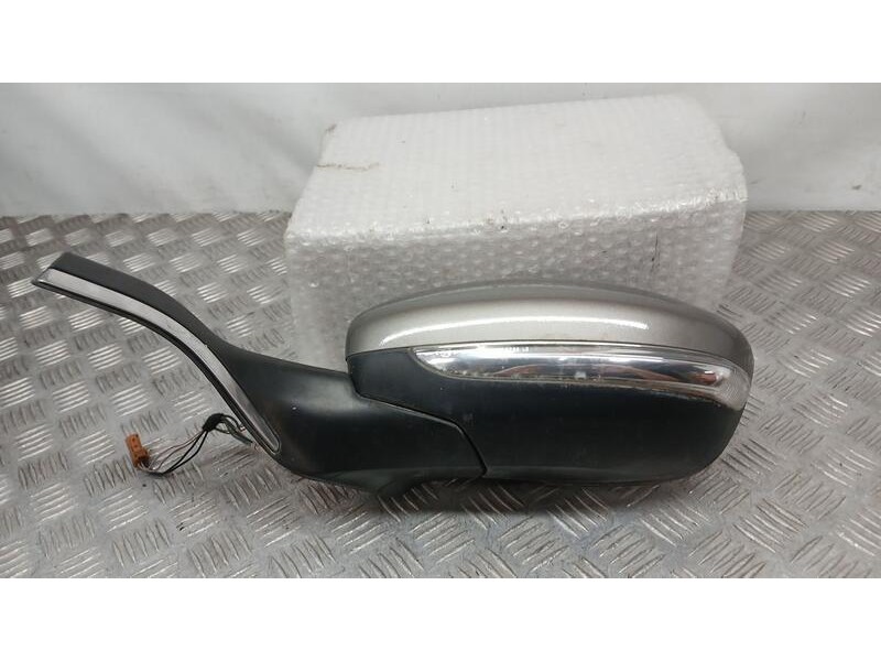 Recambio de retrovisor izquierdo para peugeot 208 allure referencia OEM IAM 1607511580 ELECTRICO 4 Y 3 CABLES ROZADO 