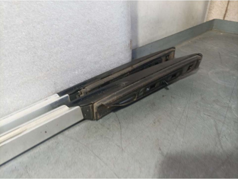 Recambio de barras techo para volvo v40 cross country momentum referencia OEM IAM   EL JUEGO