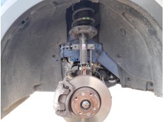 PLASTICO PASE RUEDA DEL. IZQ. 638452997R 638452997R ANTERIOR 638437444R POSTERIOR 