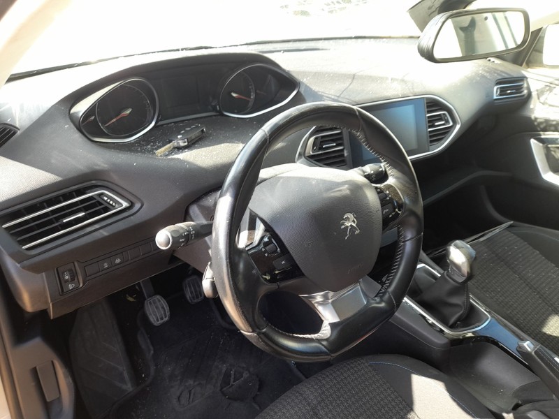 peugeot 308 ii (lb_, lp_, lw_, lh_, l3_) del año 2018