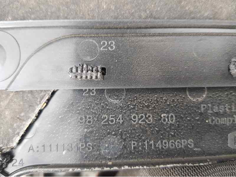 Recambio de tapa motor para ds 3 crossback performance line referencia OEM IAM 9825492380  