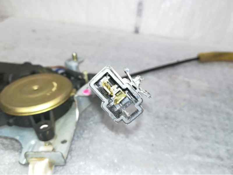 Recambio de elevalunas delantero derecho para daewoo nubira wagon 2.0 cat referencia OEM IAM SIN REF. 2 PINS ELECTRICO