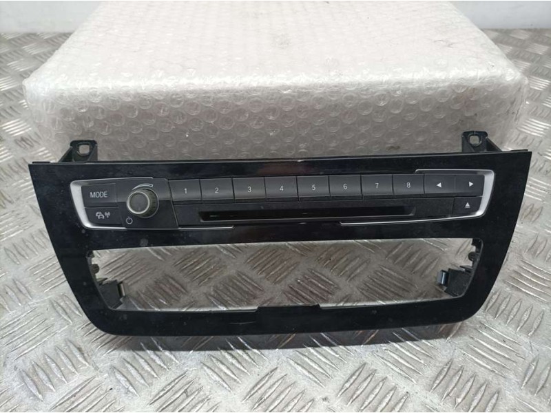 Recambio de mando radio para bmw serie 1 lim. (f20/f21) 116d referencia OEM IAM 6832880 E1065979 