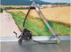 ELEVALUNAS DELANTERO DERECHO 2 PINS ELECTRICO