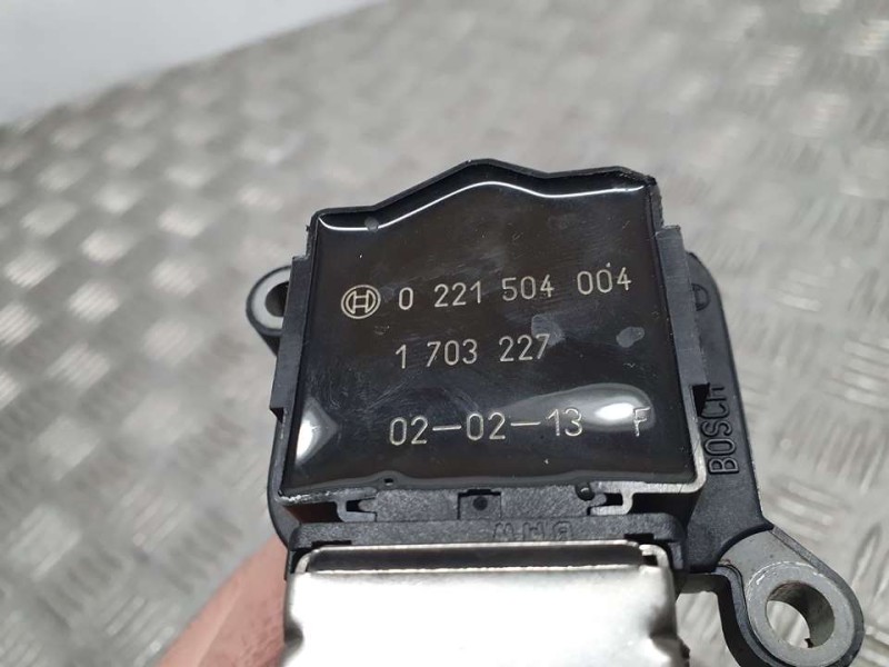 Recambio de bobina encendido para bmw x5 (e53) 3.0i referencia OEM IAM 1703227 0221504004 BOSCH